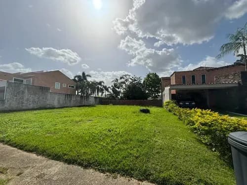 Terreno En Urbanización Lomas Del Country. Guataparo-valencia Gz