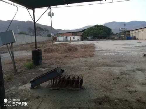 Terreno En Venta Yagua, Guacara. A Orillas De La Variante. 3.700 M2. Luz Trifásica. Gerardo Hurtado