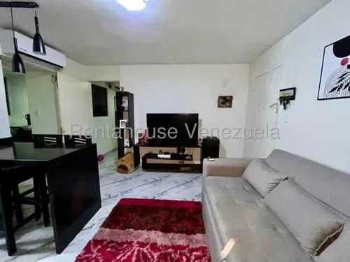 Apartamento En Venta En Chacaito Pequeño Y Acogedor Remodelado Oportunidad / Rf