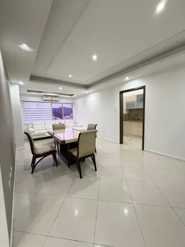 Alquiler Apartamento Ubicado En La Urb. El Parral Resd. Cronus Country