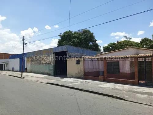 Mp En Venta Galpon Con Casa Av Las Ferias Valencia