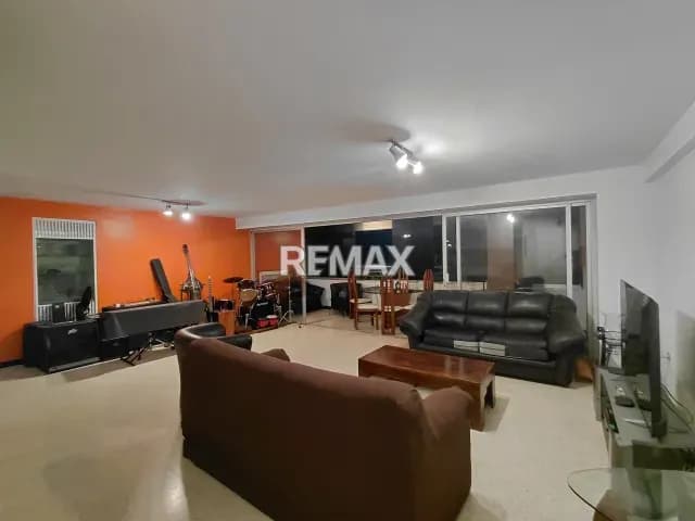 Apartamento en Venta en San Bernardino, Caracas.