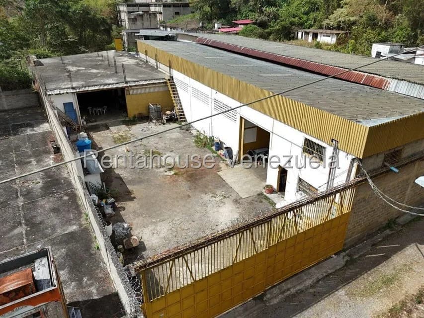 Comercial (Galpon - Deposito) en Venta en Mariche, Distrito Metropolitano