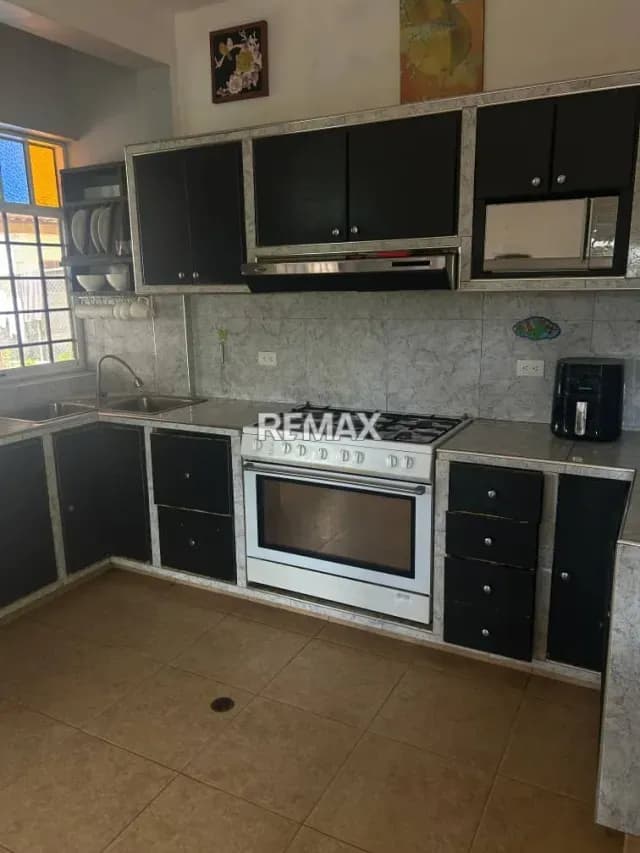 VENTA CASA GRANJA AGUA VIVA 116.500$
