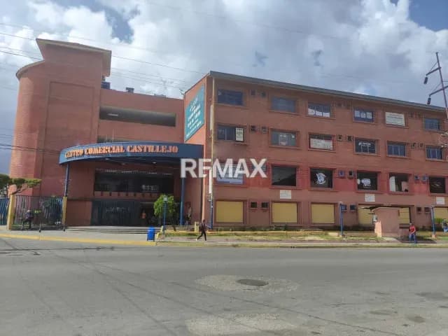 Local en PB en Venta Centro Comercial El Castillejo