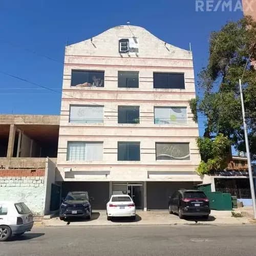 Re/max 2 Mil Alquila Oficina En Centro Empresarial Bolivar, Porlamar, Nueva Esparta, Isla De Margarita