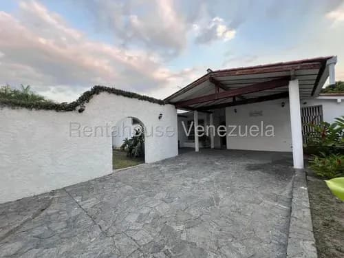 Excelente Casa En Venta En Urb, La Victoria De 1000 M2 26-16946 Rm
