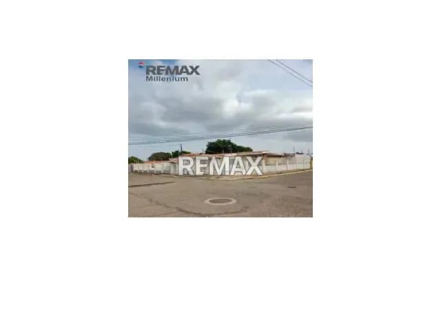 CASA COMERCIAL EN VENTA URB CUMBRES DE MARACAIBO