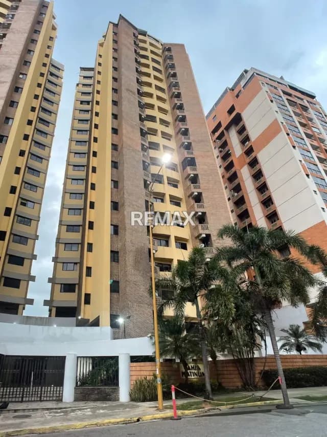 Apartamento en venta, Trigaleña Alta Res. Bahía Platinum