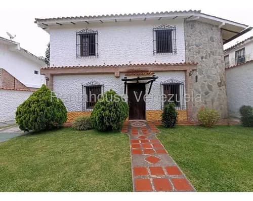 Jg Casa En Venta Urb. Club De Campo, San Antonio 26-5853