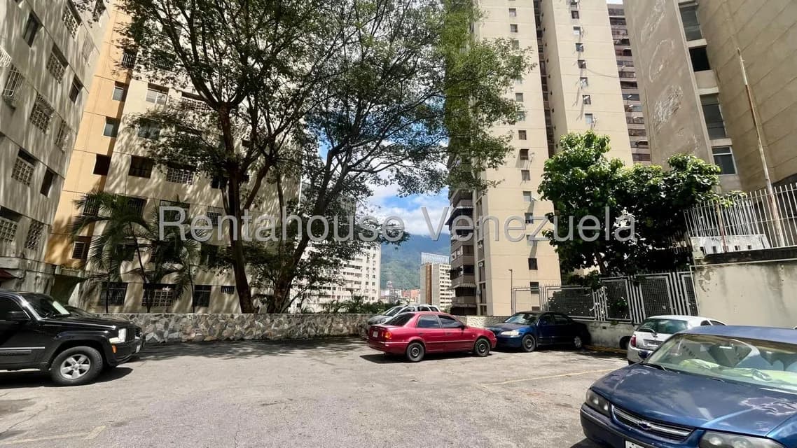 Apartamento (1 Nivel) en Venta en Colinas de Bello Monte, Distrito Metropolitano