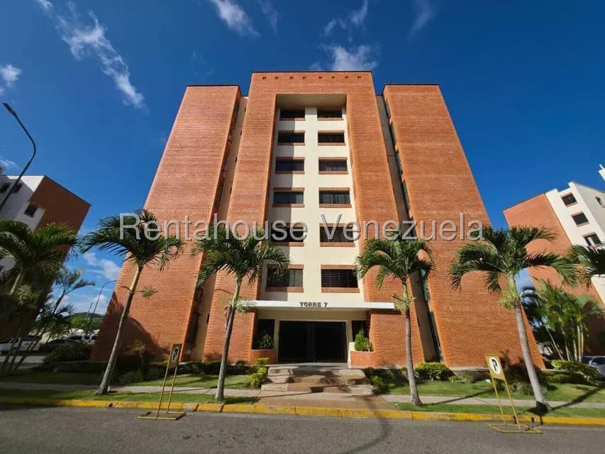 Apartamento (1 Nivel) en Alquiler en Parque Las Trinitarias, Lara