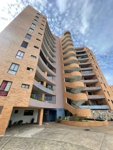 Apartamento En Alquiler En Mañongo Valencia Fp