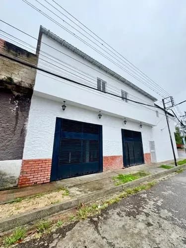 Apartamento + 2 Locales En Venta Sector Polígono De Tiro Ms