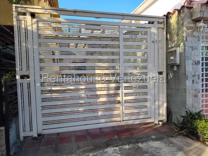 Casa (1 Nivel) en Venta en La California Sur, Distrito Metropolitano