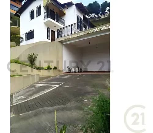 Casa En Venta 1200m2 De Terreno Urb Pan De Azúcar Carrizal