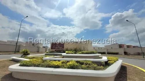 Flor Montero Vende, Hermoso Apartamento Tipo Estudio, Al Este Barquisimeto Con Planta Eléctrica - Ciudad Roca