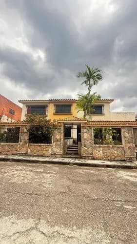 Ludeisi Zerpa 328297, Venta De Casa En Prebo 3, En Calle, Valencia