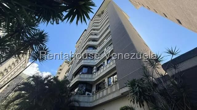 Apartamento (1 Nivel) en Alquiler en Terrazas del Avila, Distrito Metropolitano