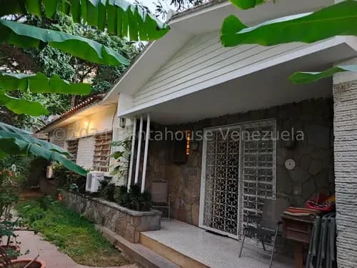 Casa En Venta Urb Altamira 25-925 Neyla Cedeño