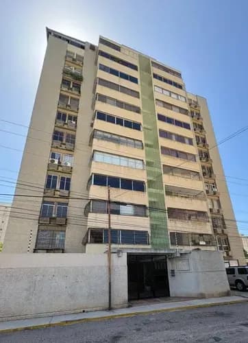 Apartamento En Alquiler E Ideal Para Ejecutivos, Estudiantes O Familias. Diagonal A La Estación De Servicio Los Quintero, Bella Vista. Gl