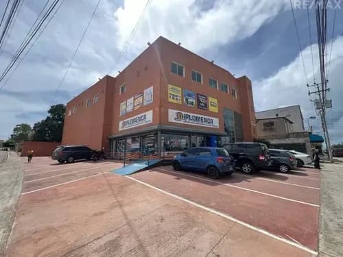 Re/max 2 Mil Vende Local, En Centro Emp, En La Calle San Rafael, Porlamar, Nueva Esparta, Isla De Margarita