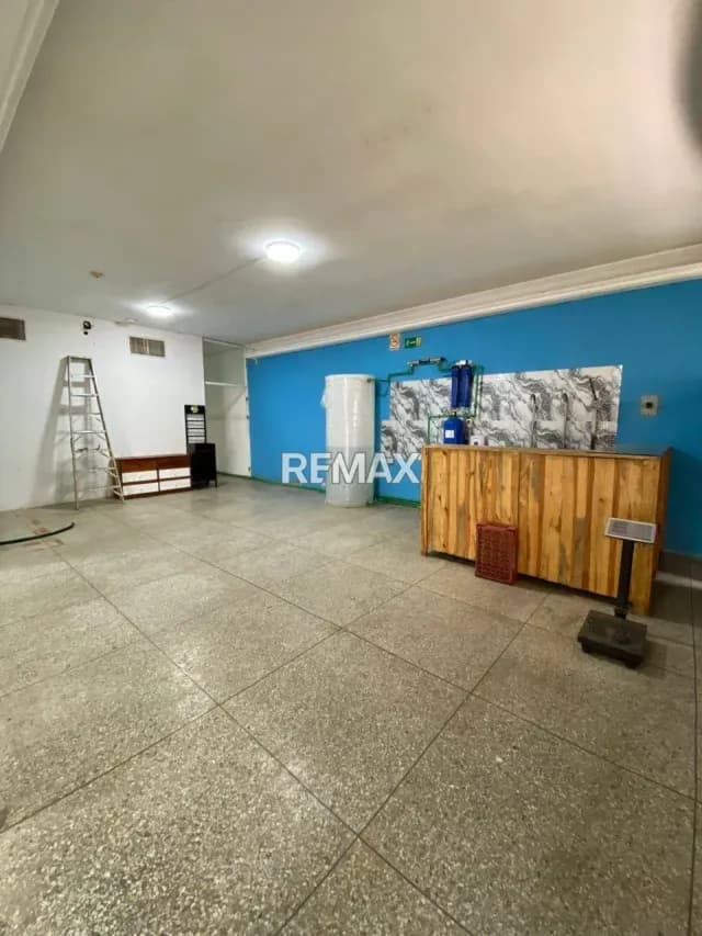 Local en C.C Las Tunas, Sector Las Lomas. N6. En Alquiler
