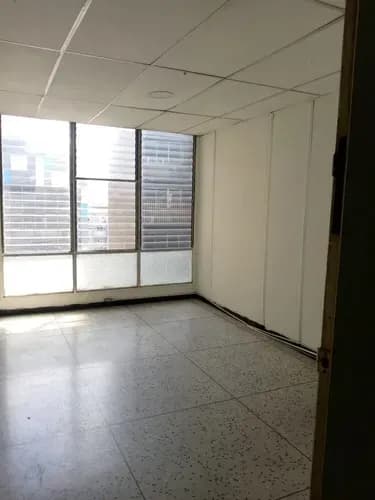 Oficina en alquiler - $380