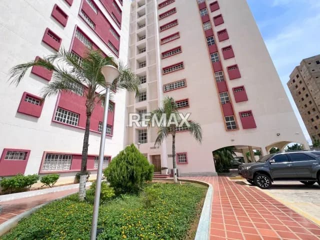 Apartamento en Semi-gris en venta en el Conjunto Residencial Alejandra Sofia, Maracaibo