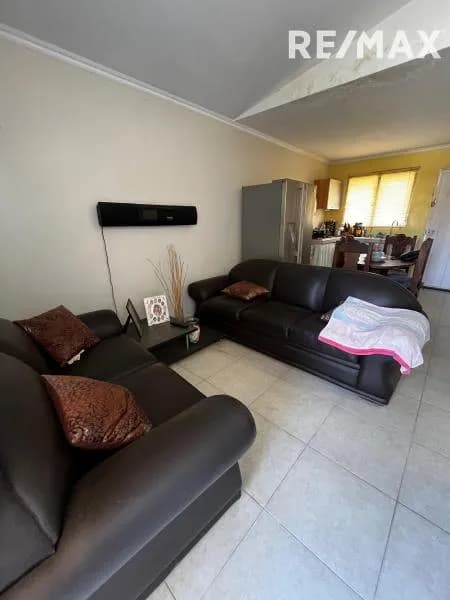 En venta casa ubicada en Prados del Golf - Cabudare