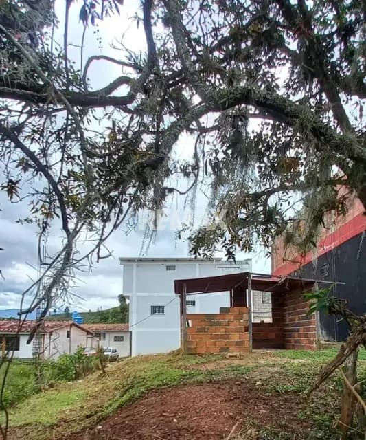 Terreno en Venta! Ubicado en Cueva del Oso calle San Isidro