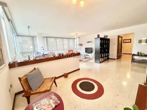Jg Apartamento En Alquiler Urb. Las Mercedes, Caracas 24-18737