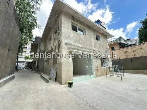 Local / Casa Comecial ( 2 Niveles / Se Entrega Totalmente Acondicionada ) Alquiler Altamira Mls - 26-16281