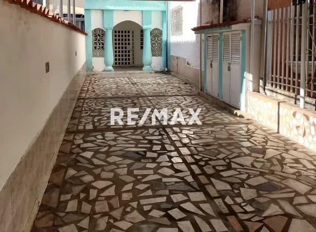 CASA COMERCIAL EN ALQUILER EN PREBO, VALENCIA, CARABOBO