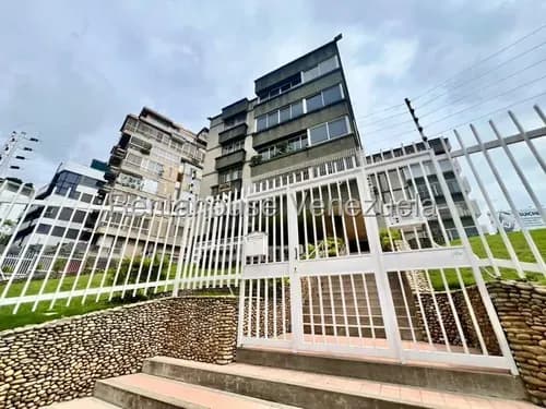 En Venta Exclusivo Apartamento En Las Mercedes Edificio De Baja Densidad