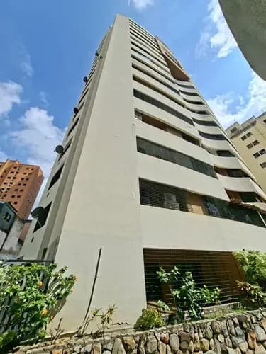Nélida Vende Apartamento En Res. Gilma El Parral Solo Clientes
