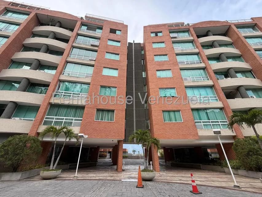 Apartamento (1 Nivel) en Venta en Lomas del Sol, Distrito Metropolitano