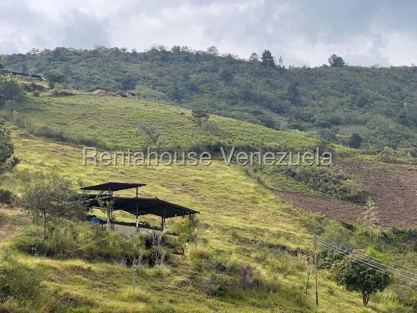 Terreno (Comercial) en Venta en Tabay, Merida
