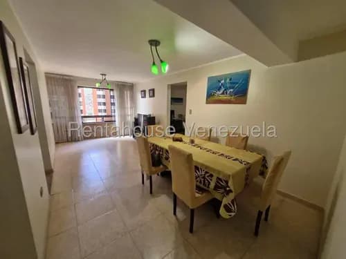 Apartamento En Venta En Lomas De Avila Semiremodelado Oportunidad / Rf