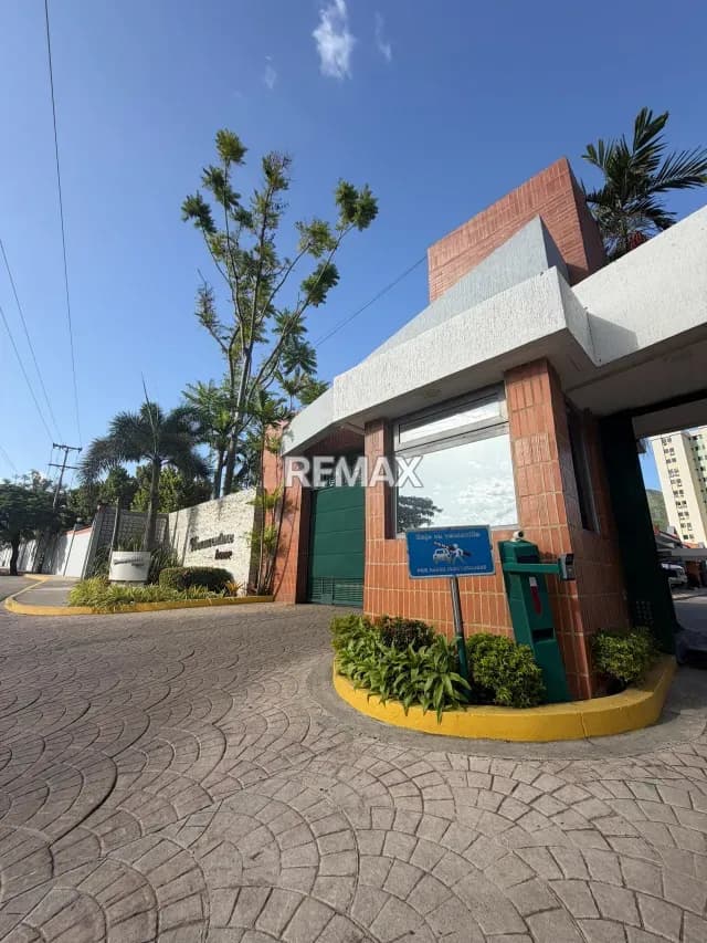 Venta de Exclusivo Townhouse en el Conjunto Residencial Bonaventure Home Mañongo Naguanagua