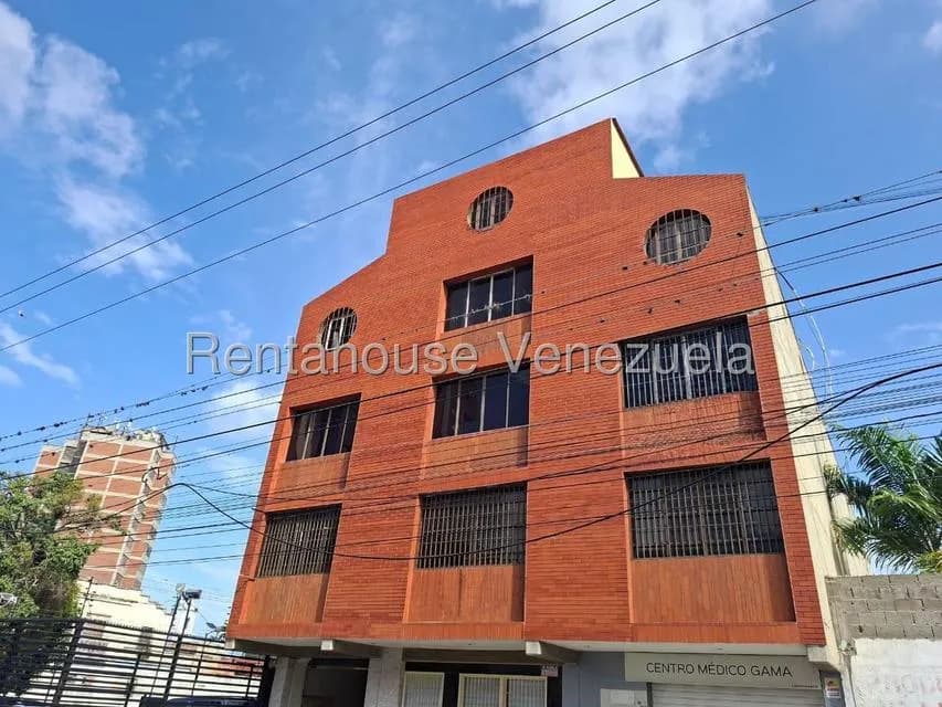 Comercial (Oficina) en Alquiler en Centro, Lara