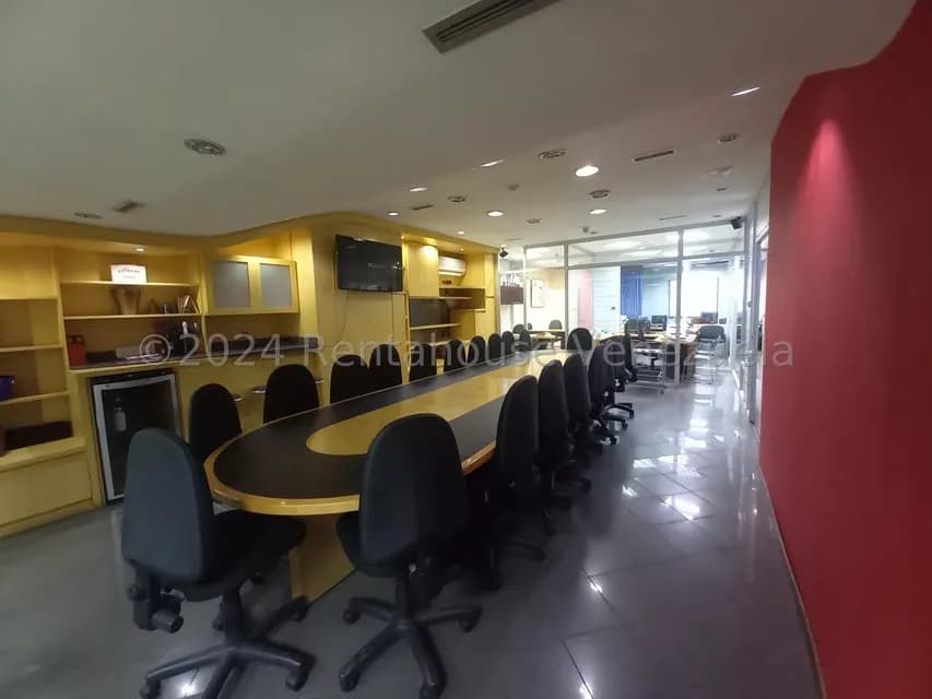 Comercial (Local Comercial) en Alquiler en Prados del Este, Distrito Metropolitano
