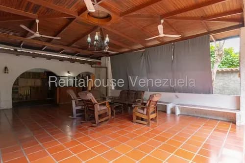 Casa En Venta - Elena Marin Nobrega - Mls #26-1047