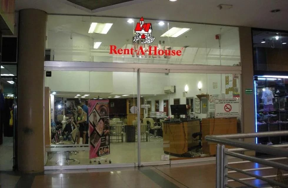 Comercial (Local Comercial) en Alquiler en El Paraiso, Distrito Metropolitano