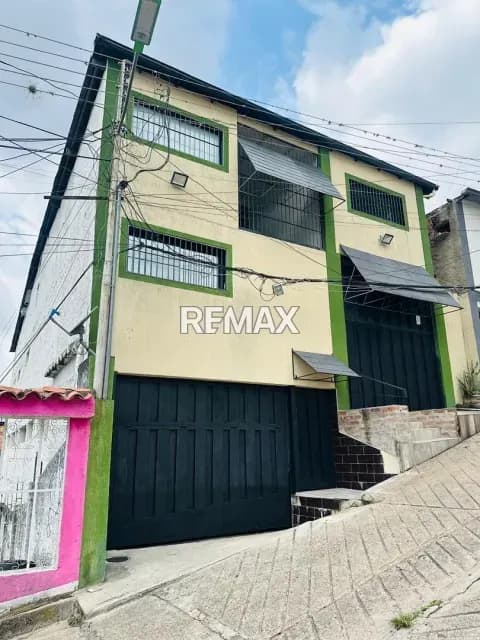 Apartamento. Venta. Santa Cecilia