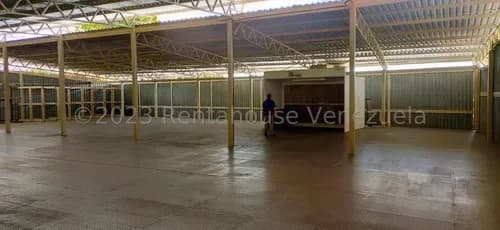 Galpon En Venta En Baruta 26-11050 Jg