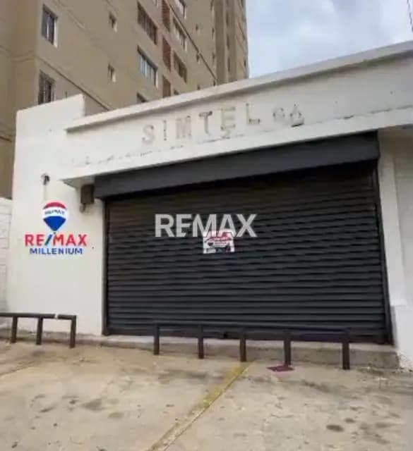 LOCAL CON GALPÓN EN VENTA VALLE FRIO MARACAIBO A a UNA CUADRA DE BELLA VISTA