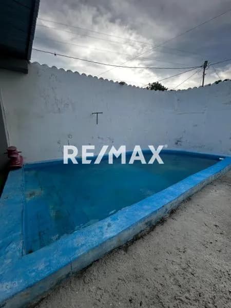 Terreno con Piscina en Venta Sector Indio Manaure - Barquisimeto