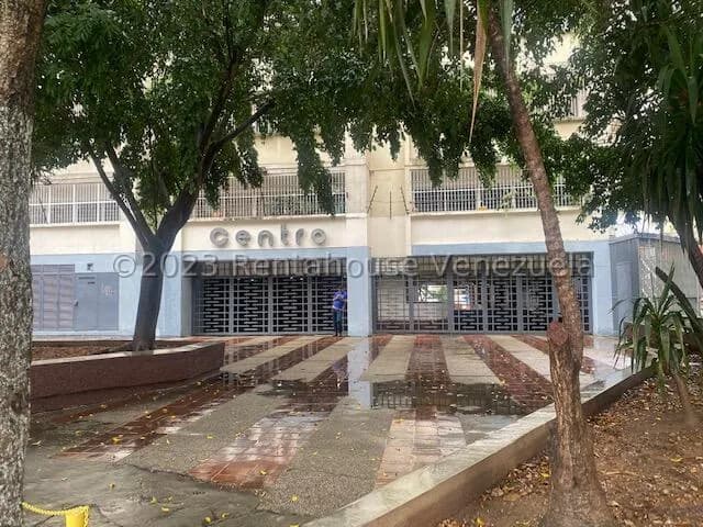 Comercial (Local Comercial) en Venta en Los Dos Caminos, Distrito Metropolitano