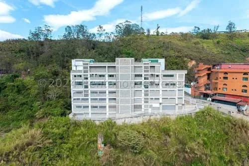 Moderno Edificio En Venta En Carrizal 24-26612
